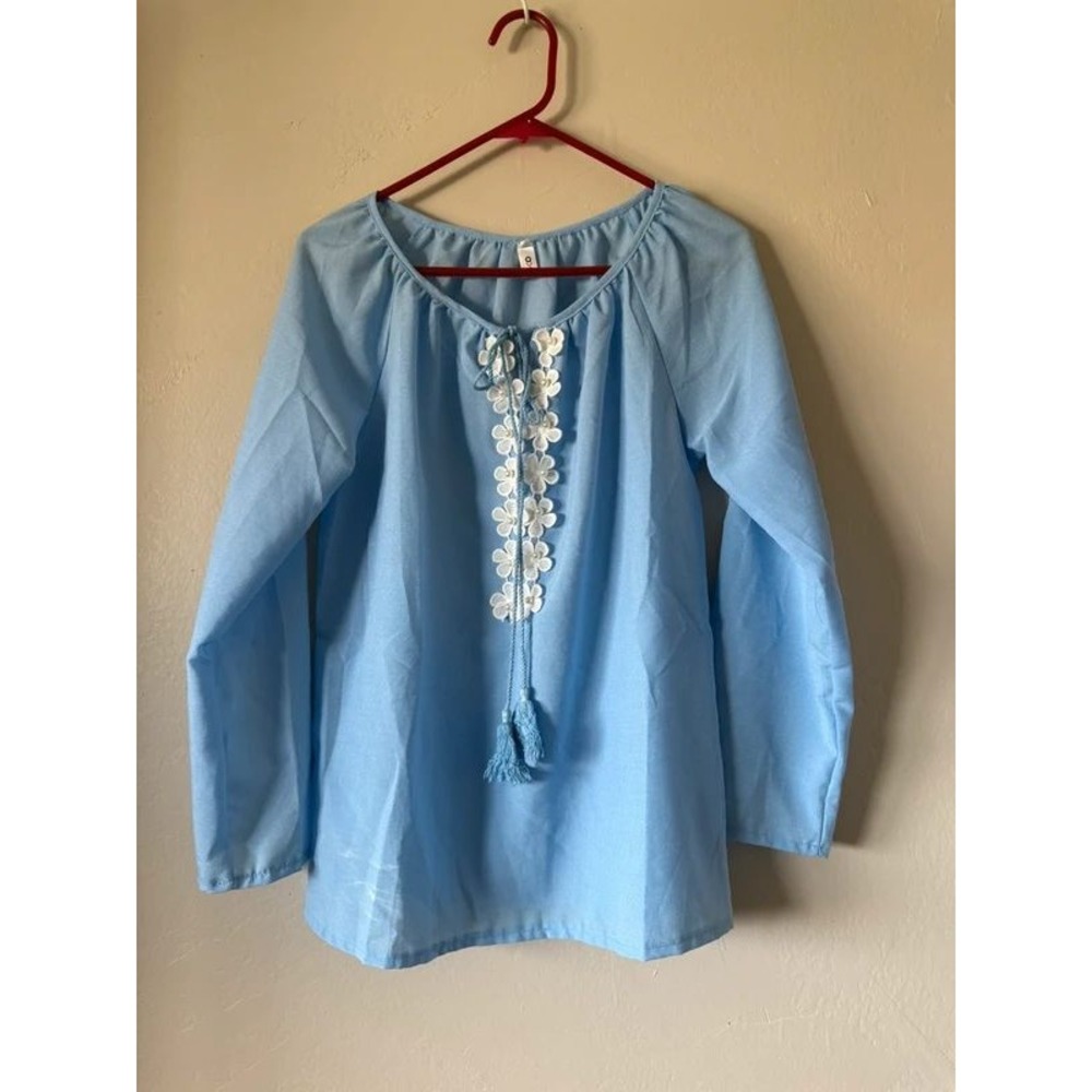Lght blue long sleeve peasant blouse size M